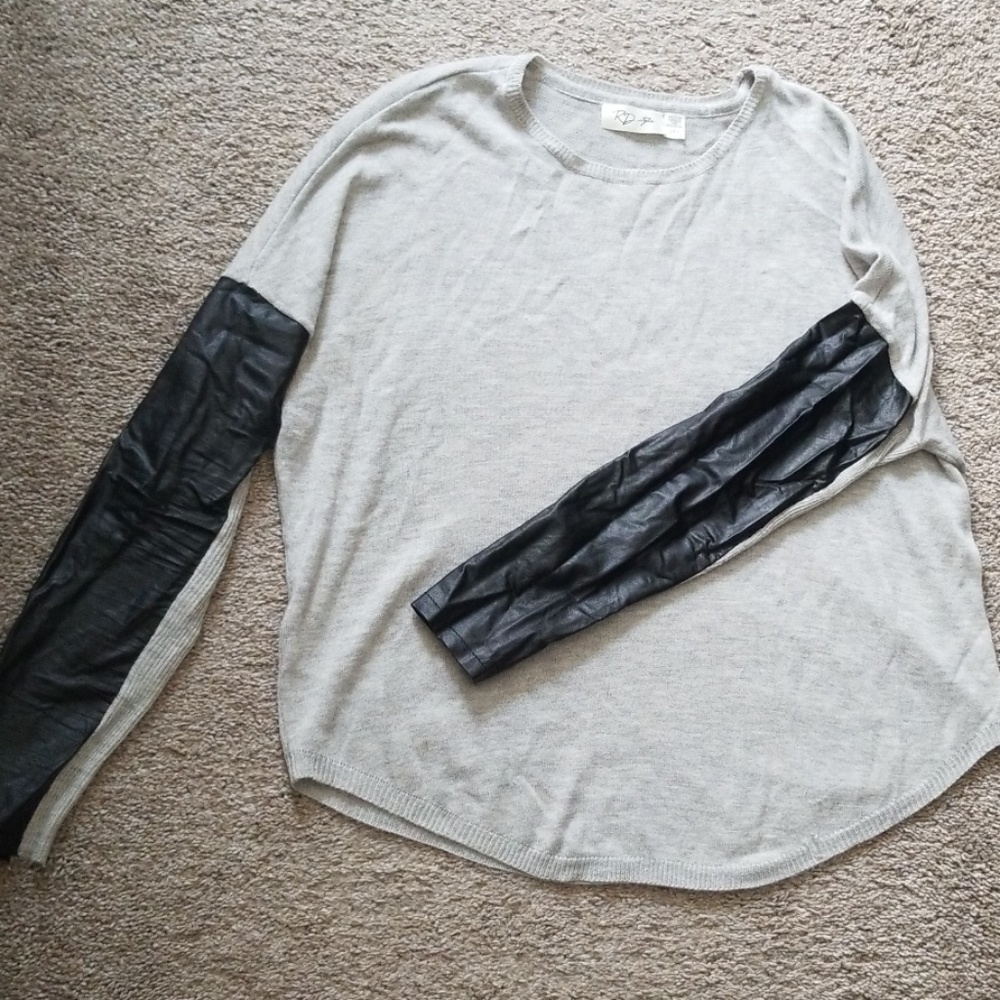 RD Style grey sweater